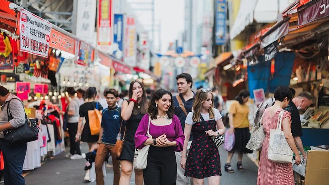 Japan: Food Crawl Tour in Asakusa